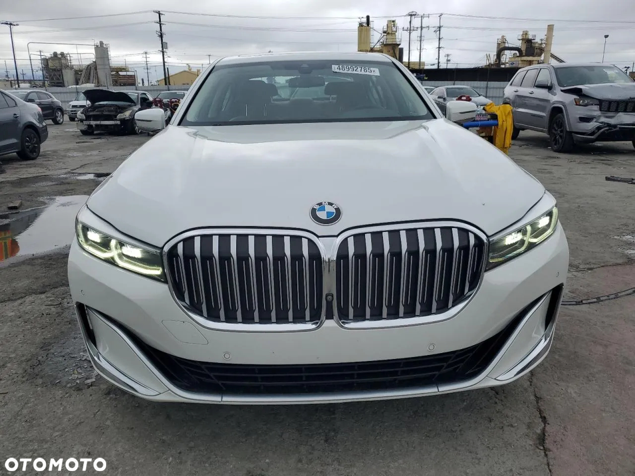BMW Seria 7 740i - 5