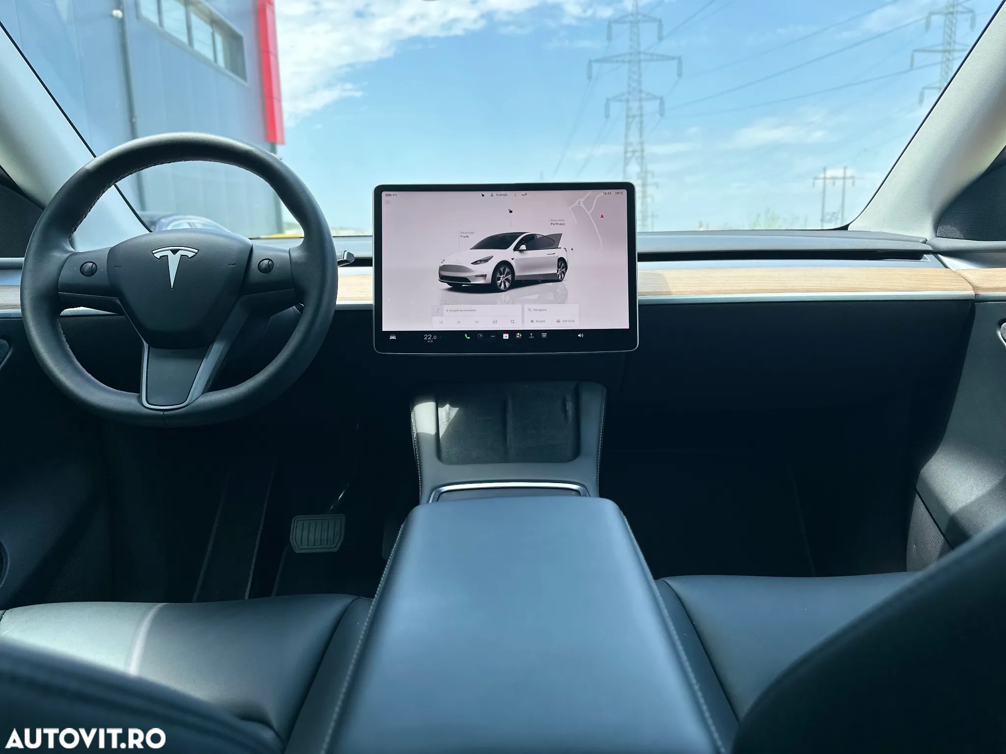 Tesla Model Y Long Range Dual Motor AWD - 19
