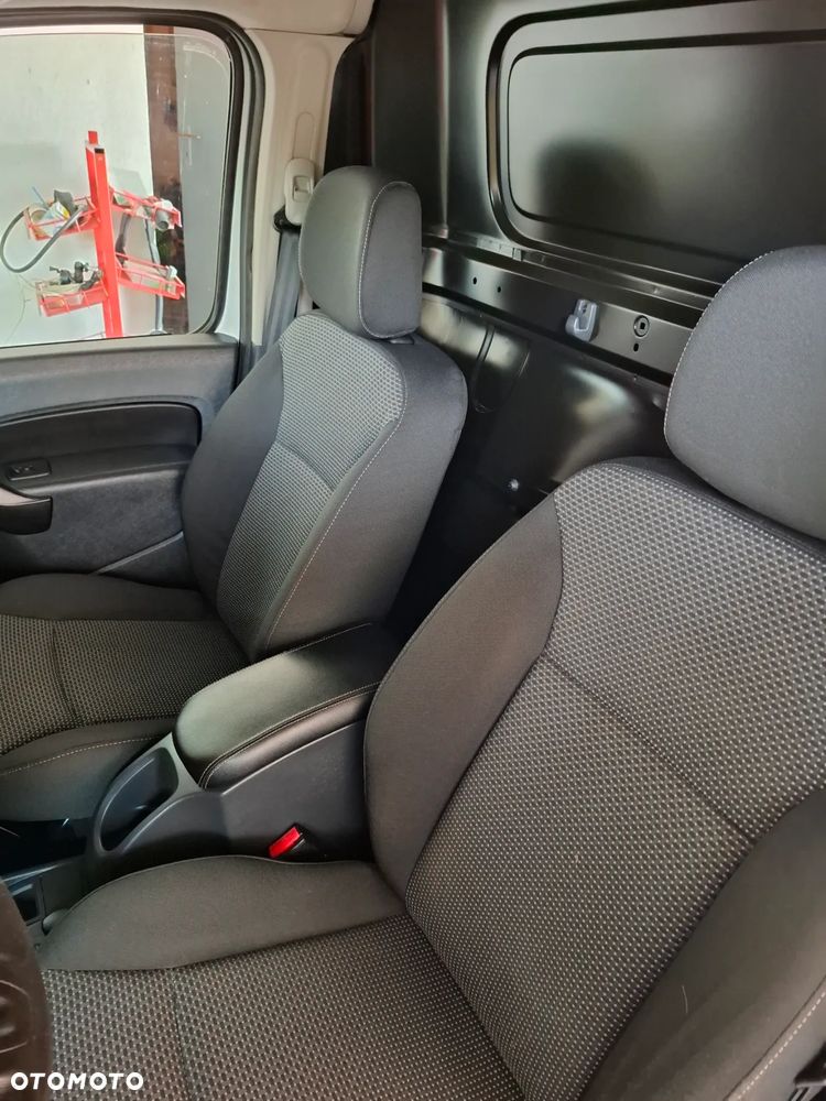 Mercedes-Benz Citan Kombi 415.705 - 14