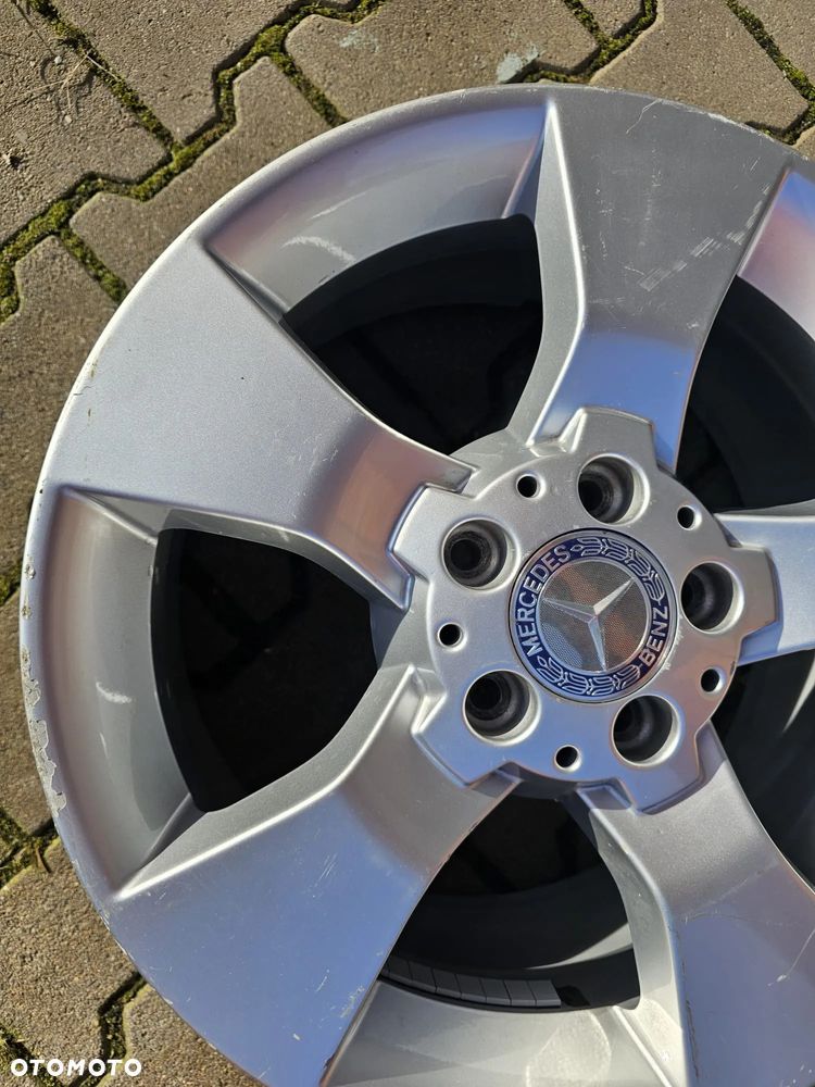 (F99) Mercedes-Benz OE C-Klasa GLK W204 / A2044013102 / 8Jx17 ET57 5x112 - 5