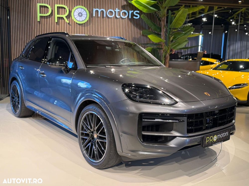 Porsche Cayenne - 12