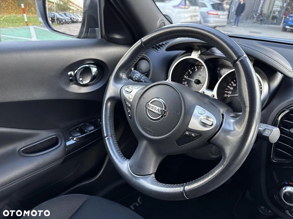 Nissan Juke 1.6 N-Connecta Xtronic - 24