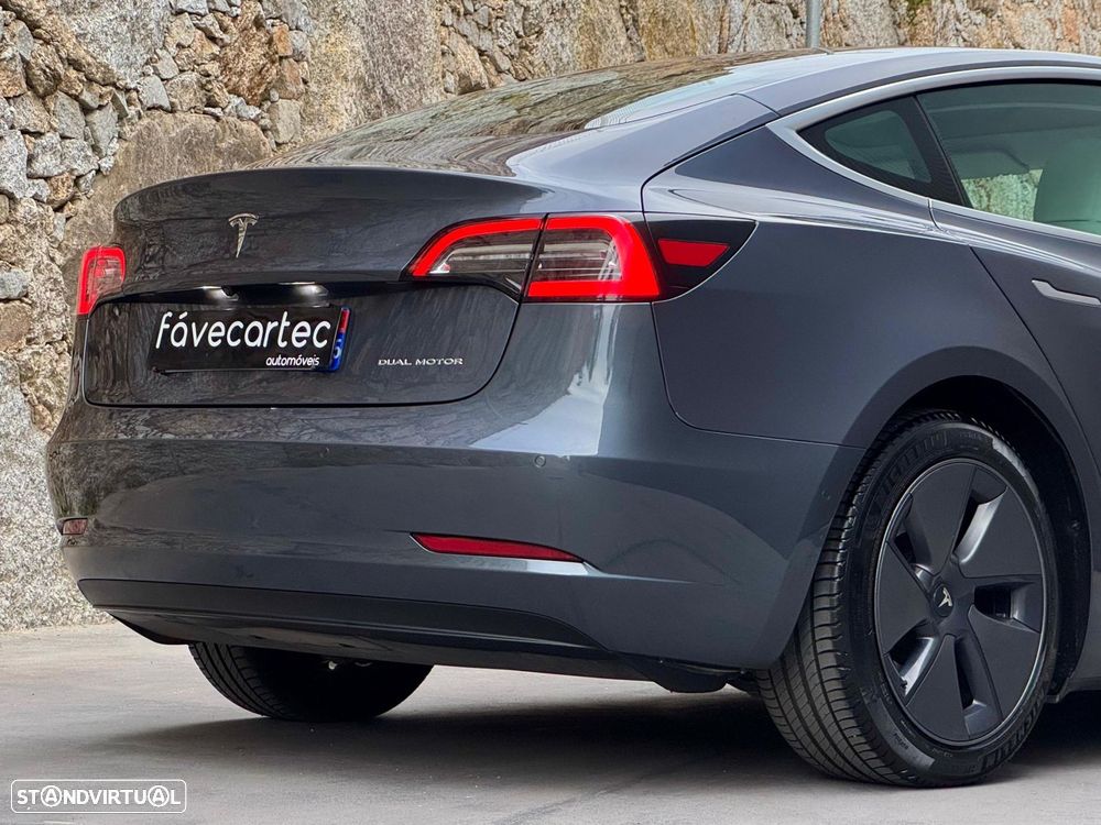 Tesla Model 3 Long Range AWD Dual Motor - 28