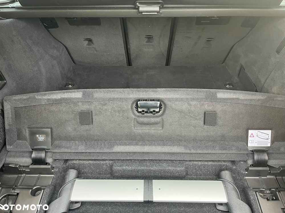 BMW Seria 3 318d - 16