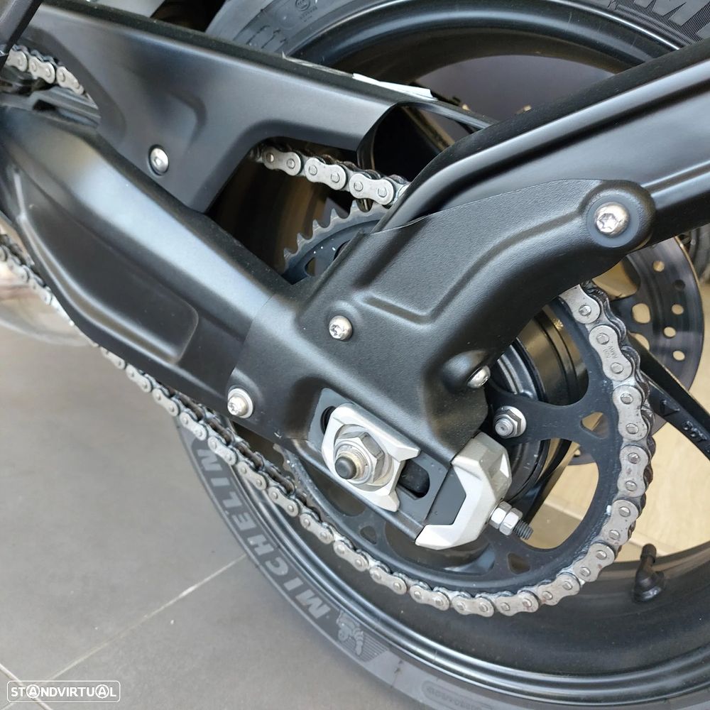 Triumph Trident 660 - 5