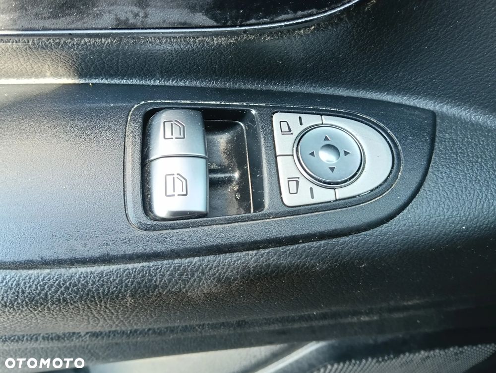 Mercedes-Benz Vito - 14