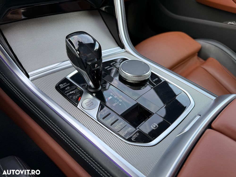 BMW M8 M850i xDrive AT - 9