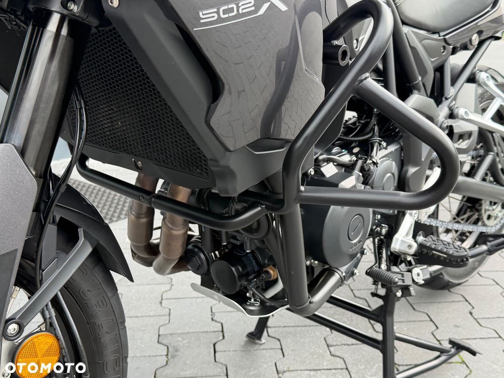 Benelli TRK 502X - 37