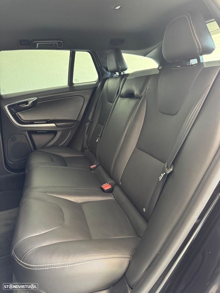 Volvo V60 - 16