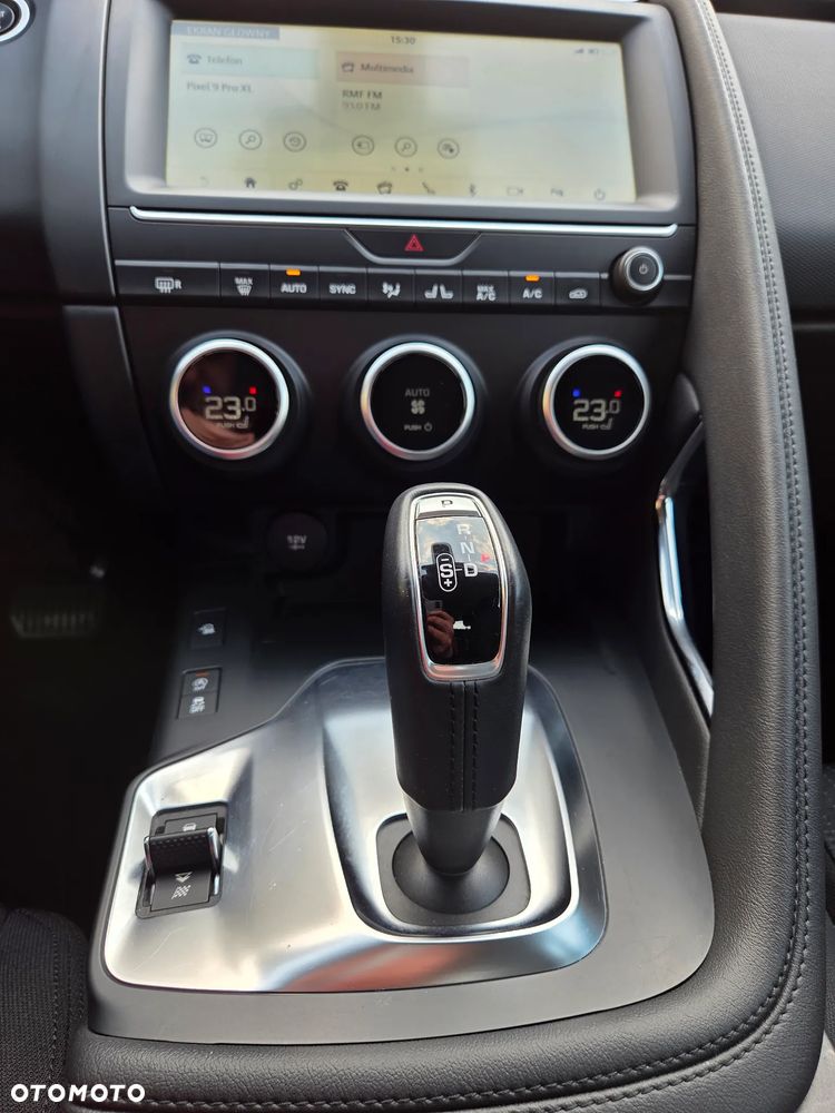 Jaguar E-Pace 2.0 i4P AWD - 28