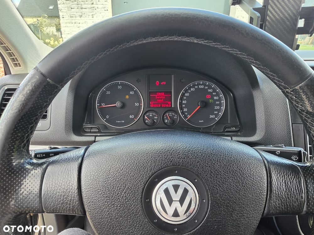 Volkswagen Jetta 2.0 TDI DPF Comfortline - 32