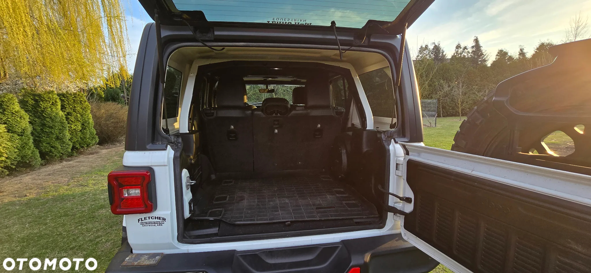 Jeep Wrangler 3.6 Unlim Sahara - 12
