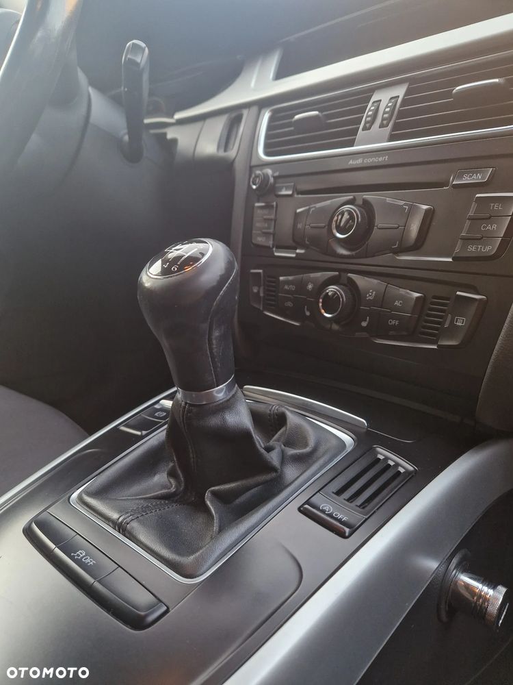 Audi A4 Avant - 9