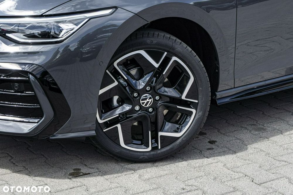 Volkswagen Golf - 4