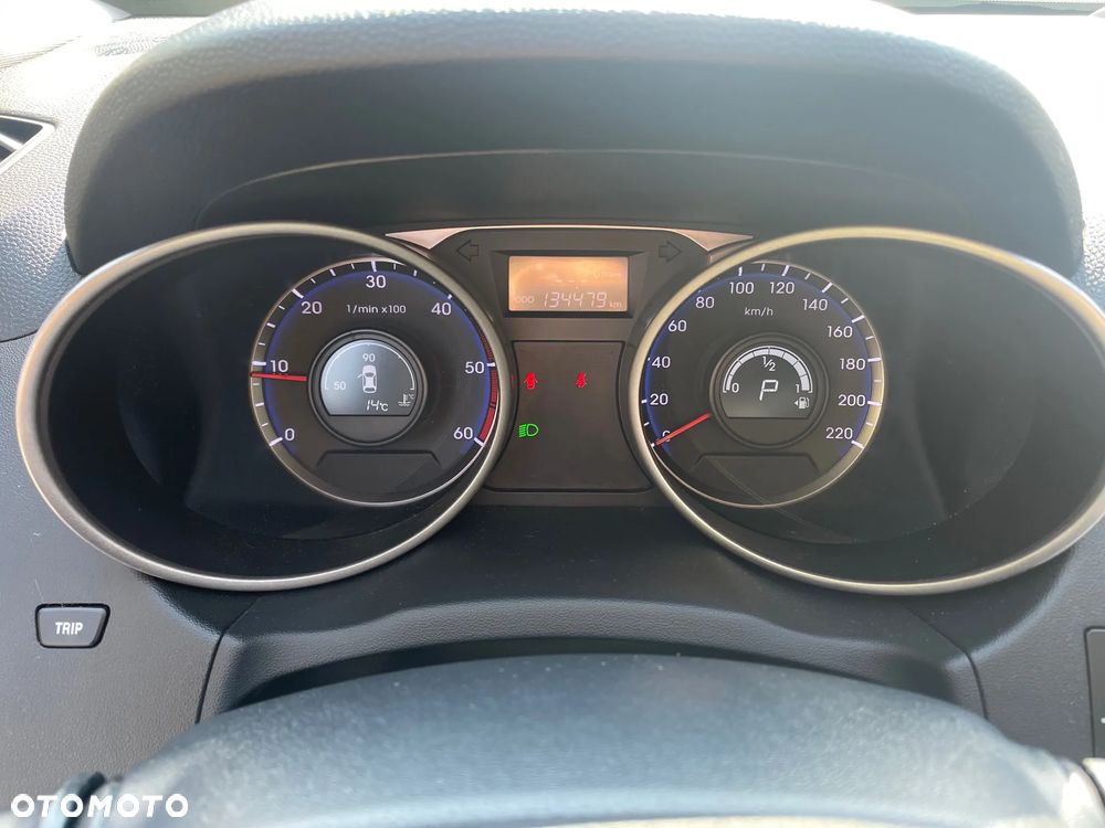 Hyundai ix35 2.0 CRDi 4WD Automatik Premium - 9