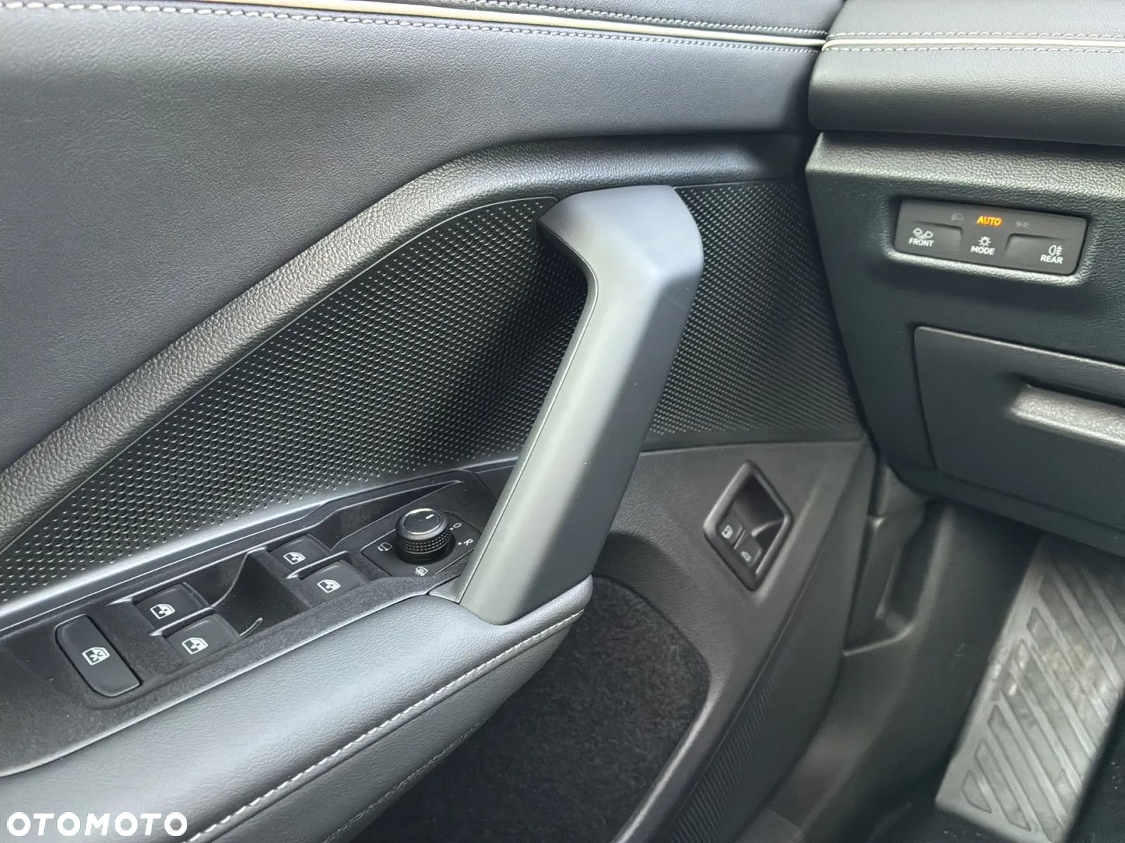 Volkswagen Tiguan - 19