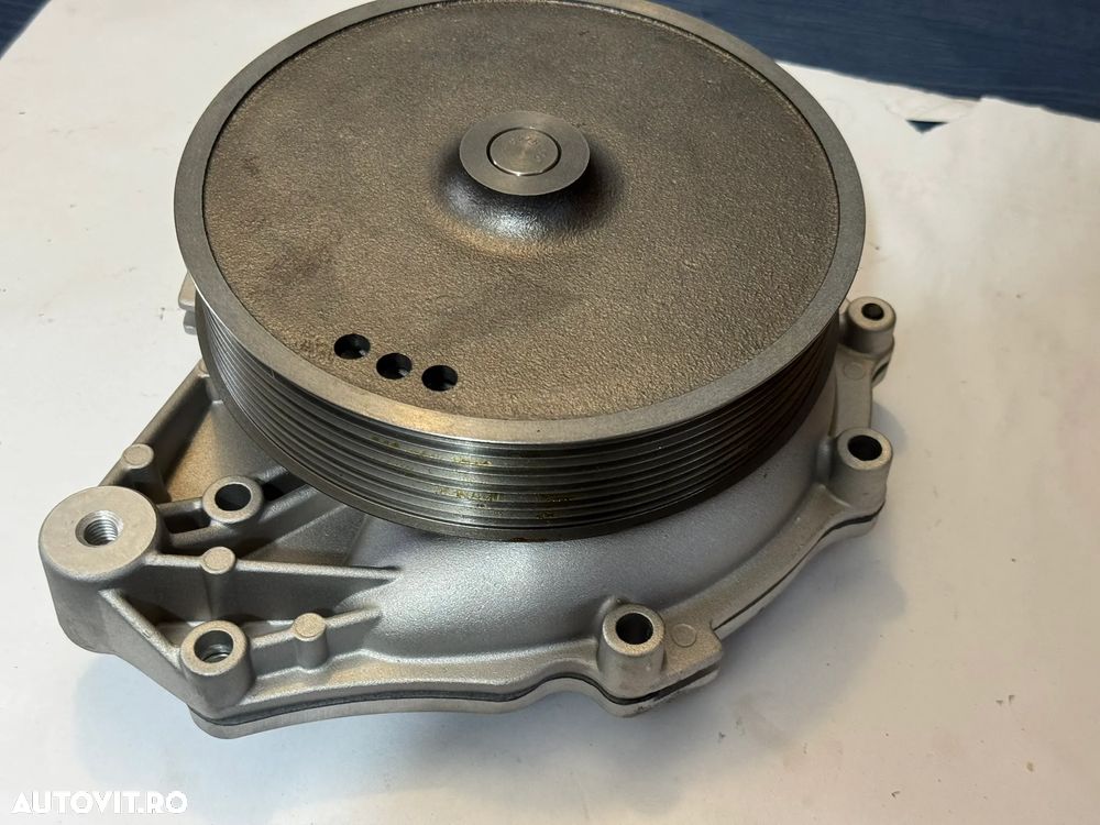 Pompa Apa 1789555 1778920 Doosan / Scania Noua Stock - 1