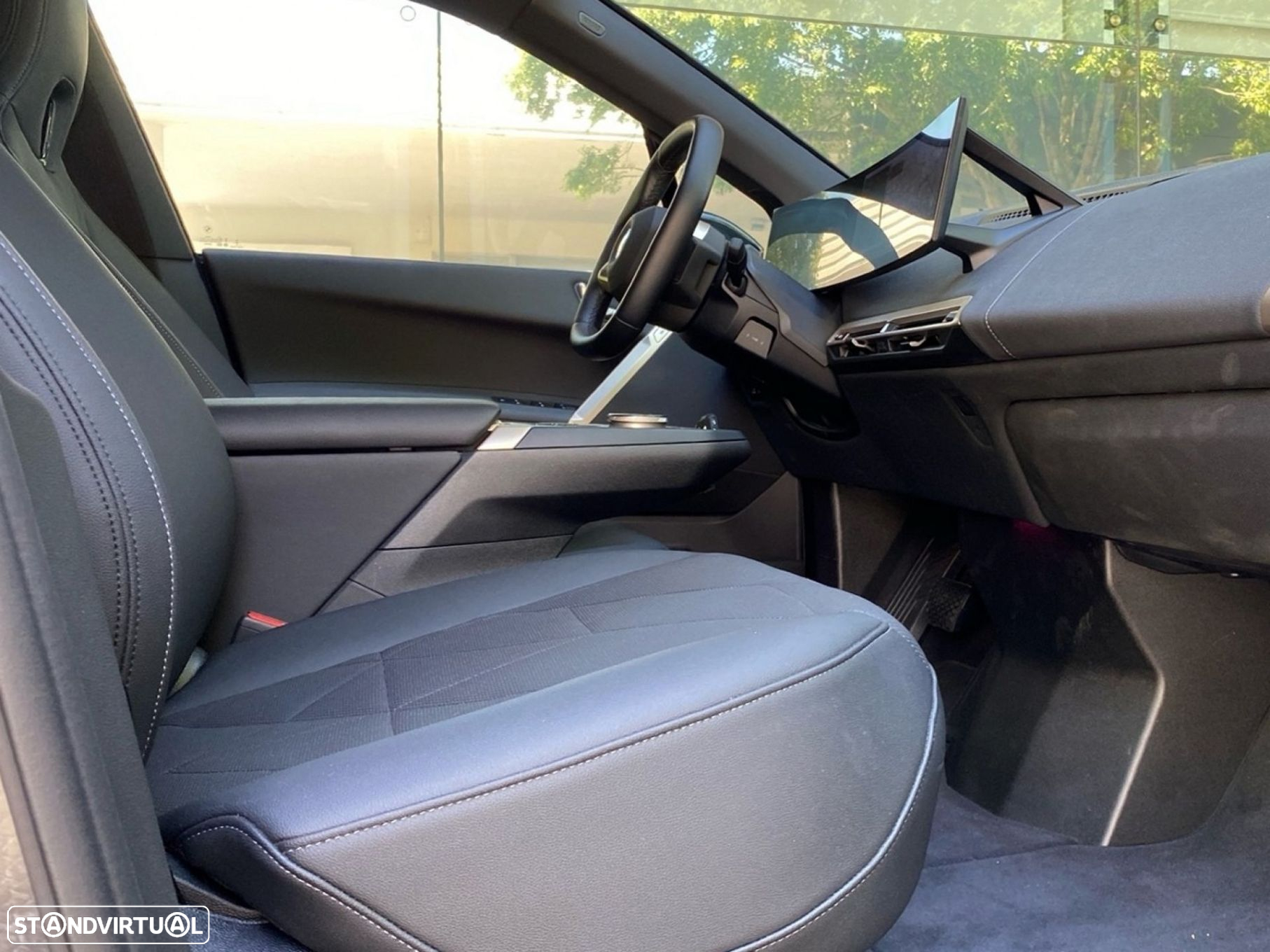 BMW iX xDrive 40 Pack Desportivo - 16