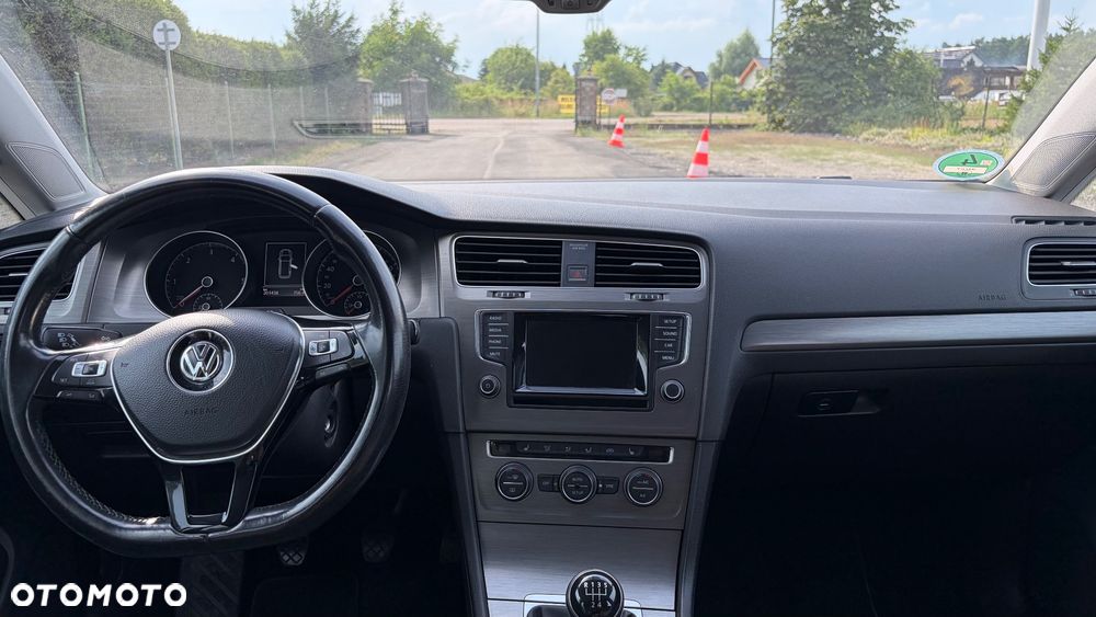 Volkswagen Golf 1.6 BlueTDI Trendline - 13