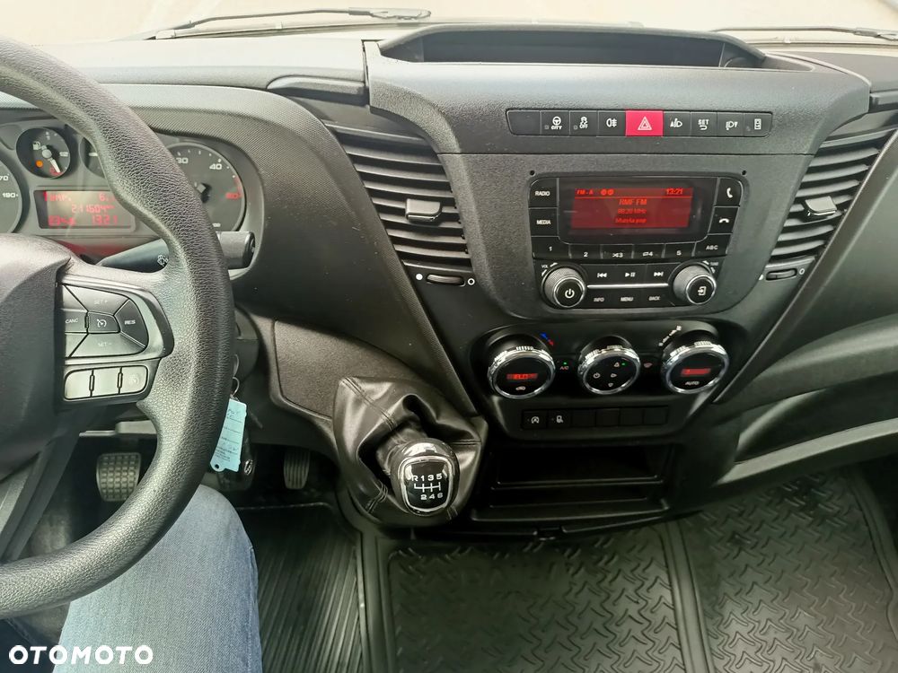 Iveco 35C16 POWER 160KM KONTENER WINDA 750Kg - 35