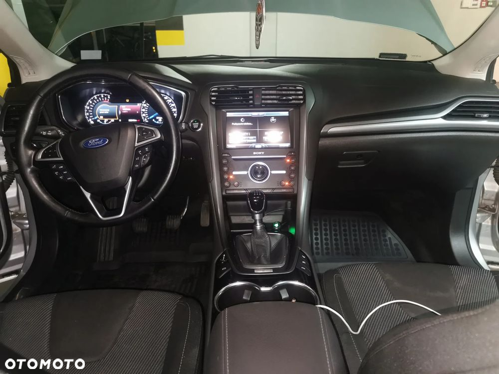 Ford Mondeo 2.0 TDCi Titanium - 19