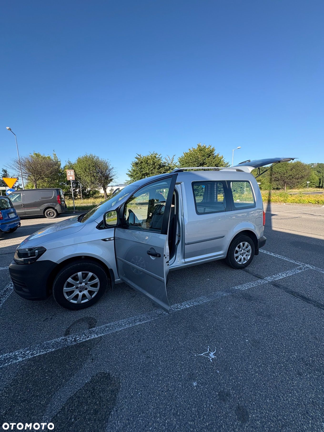 Volkswagen Caddy 2.0 TDI - 1
