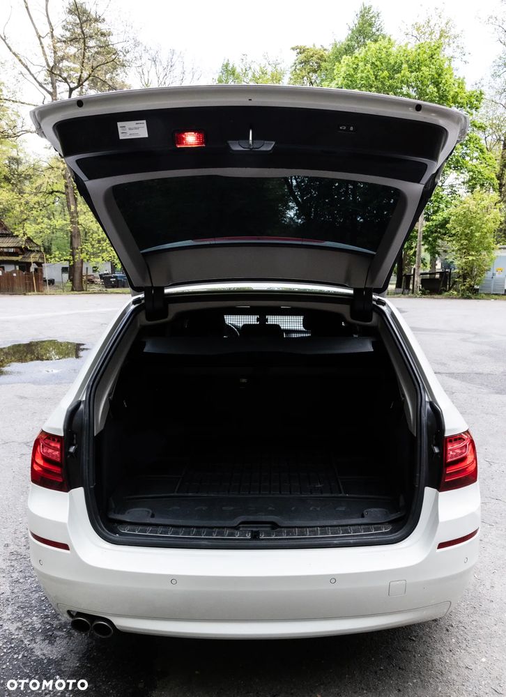 BMW Seria 5 520d Luxury Line - 7