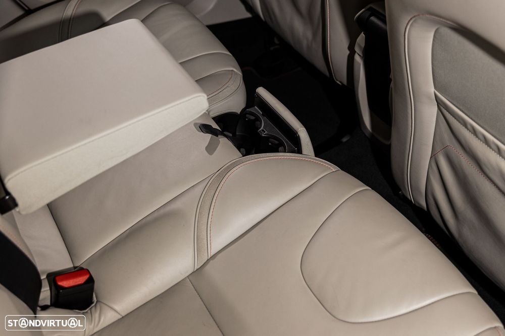 Volvo V40 Cross Country 2.0 D2 - 26