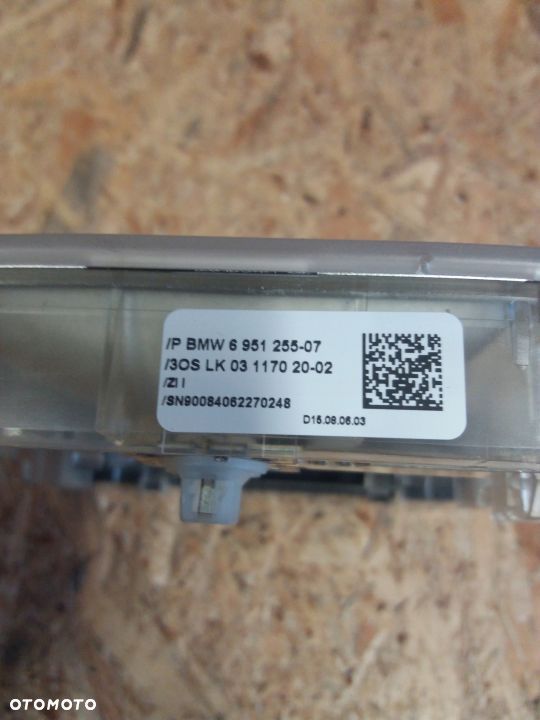 BMW E81 E82 E87 NOWY OBUDOWA LAMPKA PODSUFITKI 6951255 - 2