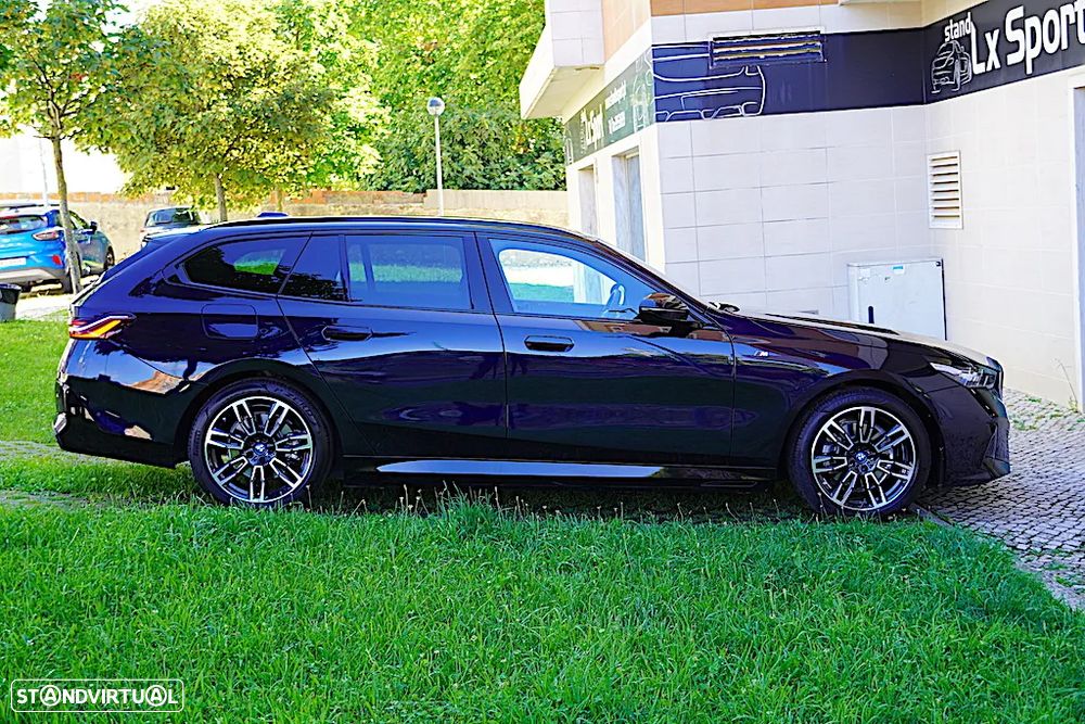 BMW 530 e Pack Desportivo M - 11