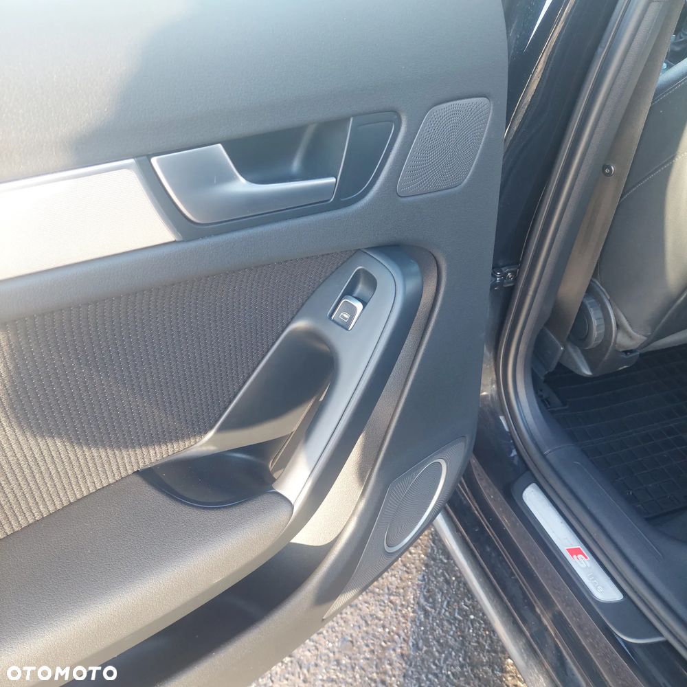 Audi A4 Limousine 1.8 TFSI quattro S line Sportpaket - 17