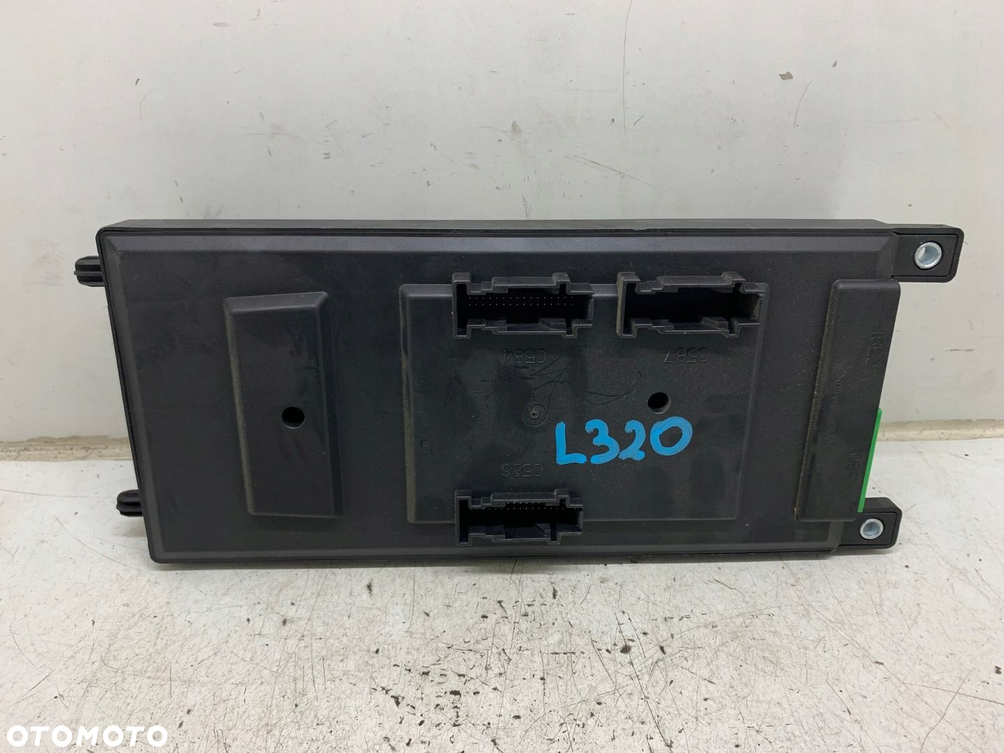 PUSZKA BEZPIECZNIKÓW YQE500300 RANGE ROVER SPORT I L320 2.7 TDV6 05-13 - 2