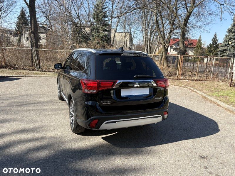 Mitsubishi Outlander 2.0 Intense + SDA 4WD CVT - 6