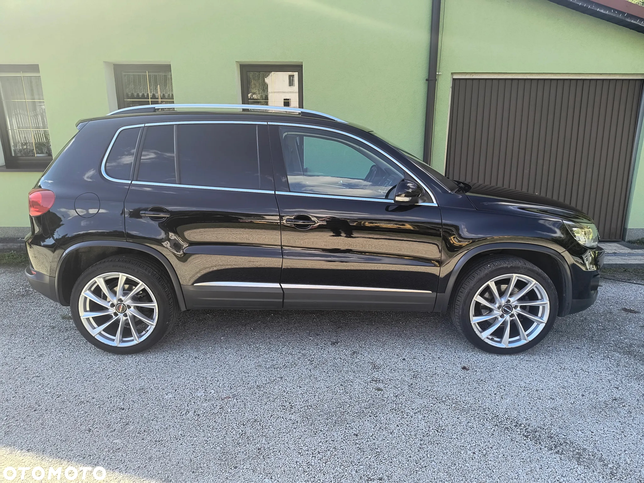 Volkswagen Tiguan - 5