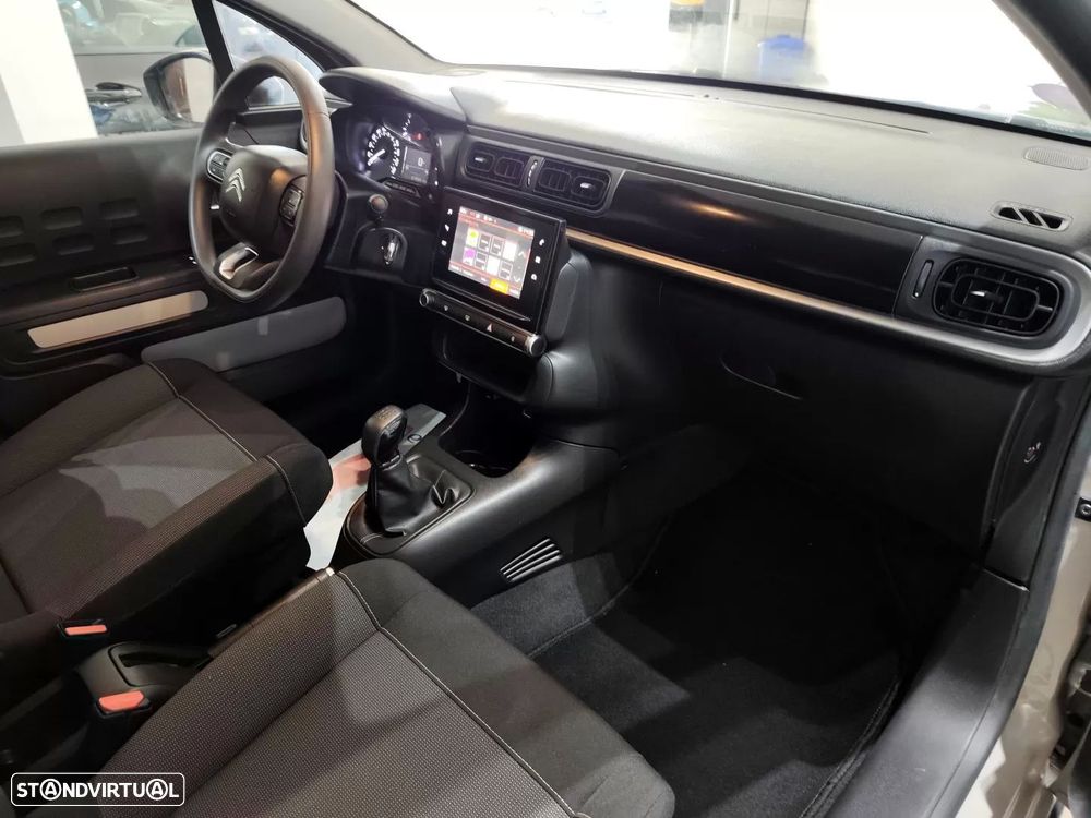 Citroën C3 1.2 PureTech Shine - 22