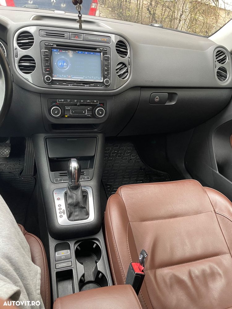 Volkswagen Tiguan 2.0 TDI CR DPF 4Motion DSG Sport&Style - 11