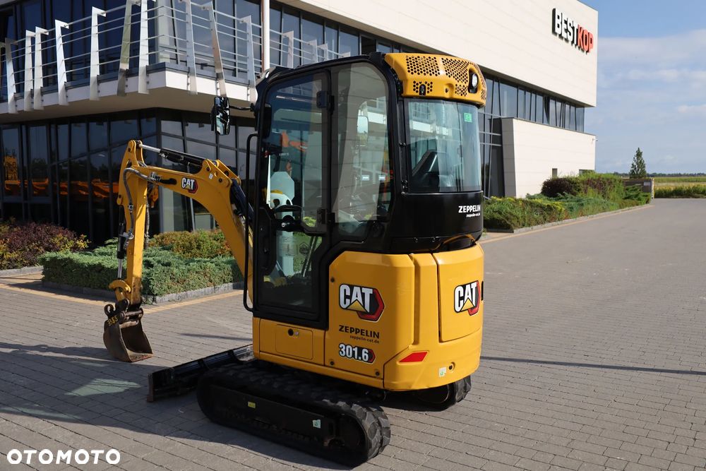 Caterpillar 301,6 - 5