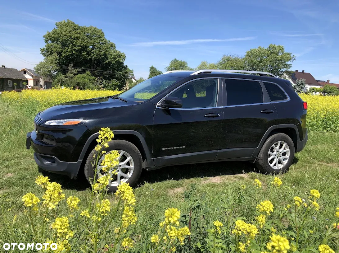 Jeep Cherokee - 13