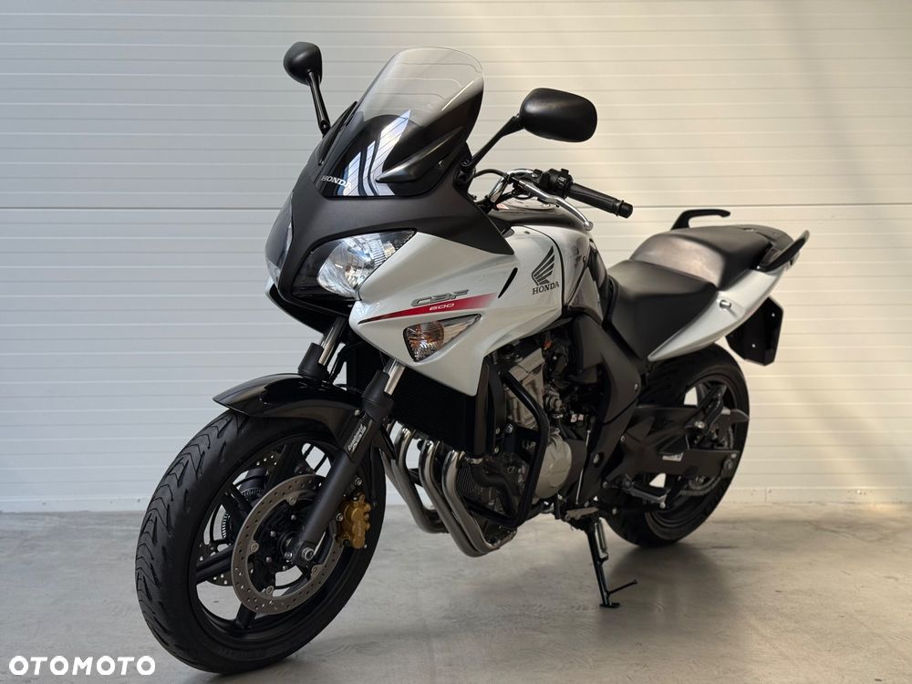 Honda CBF - 7