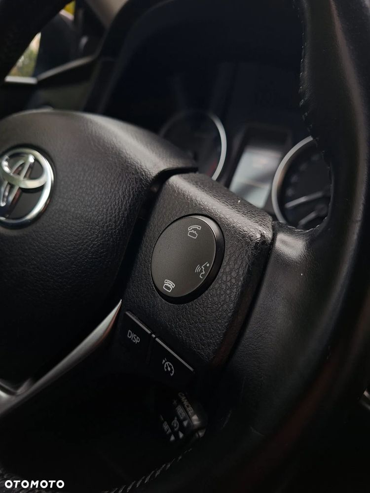 Toyota Auris 1.6 Valvematic Executive - 24