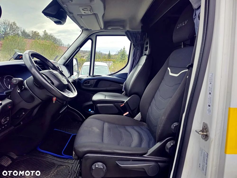 Iveco 72C18 70C18 - 12