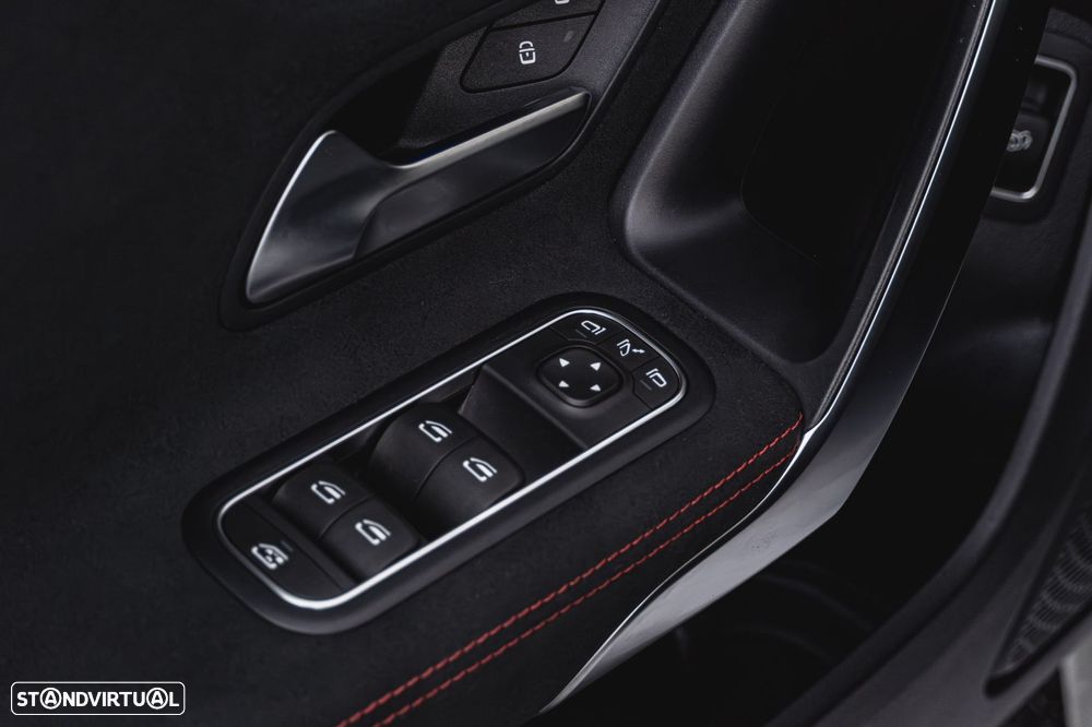 Mercedes-Benz CLA 200 - 8