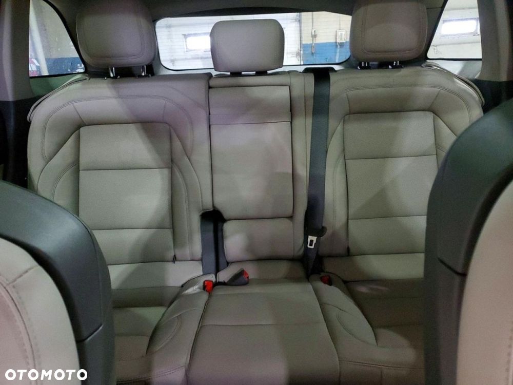 Lincoln Nautilus - 12