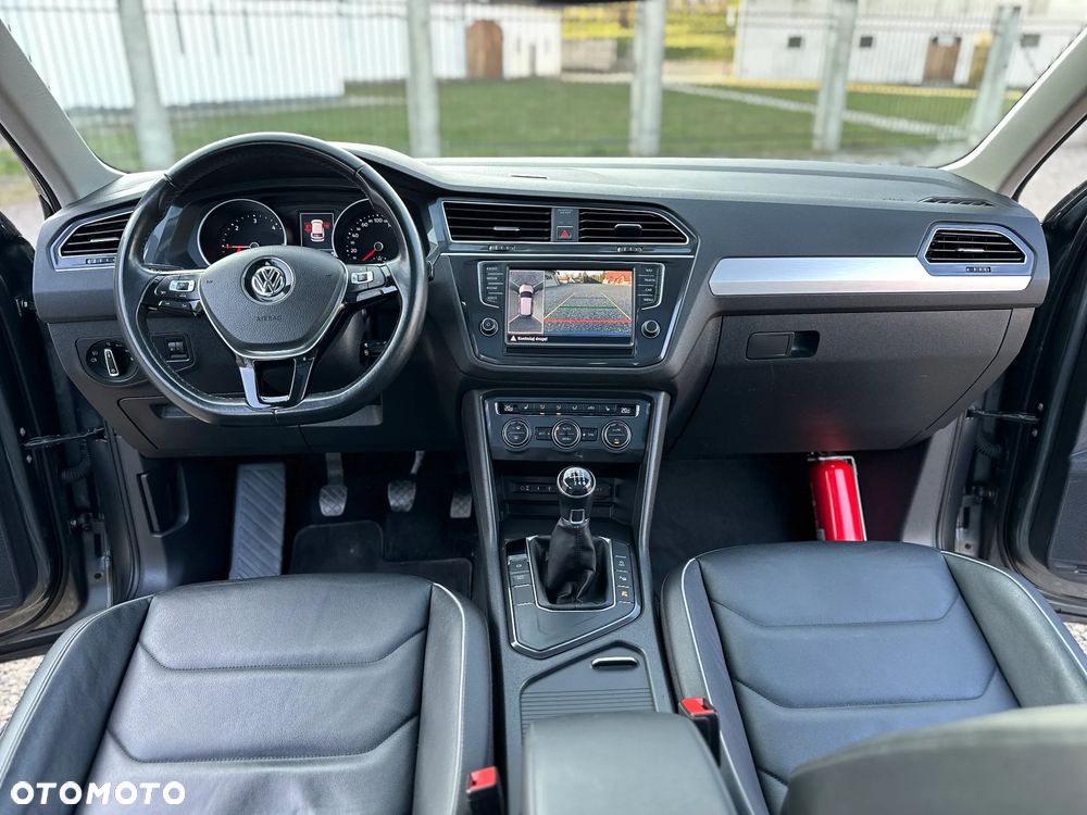 Volkswagen Tiguan - 5