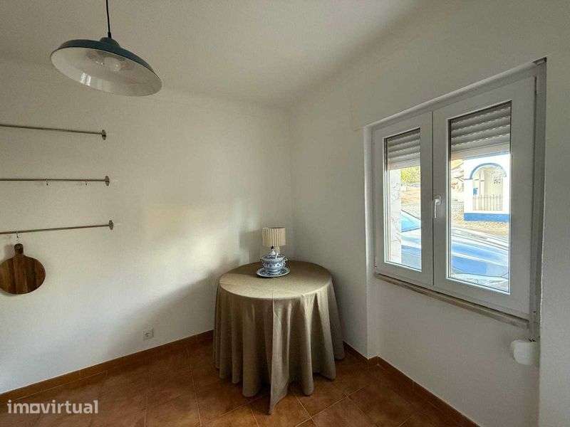 T1 remodelado para arrendar em Mora | Água e eletricidade incluídas - Grande imagem: 4/11