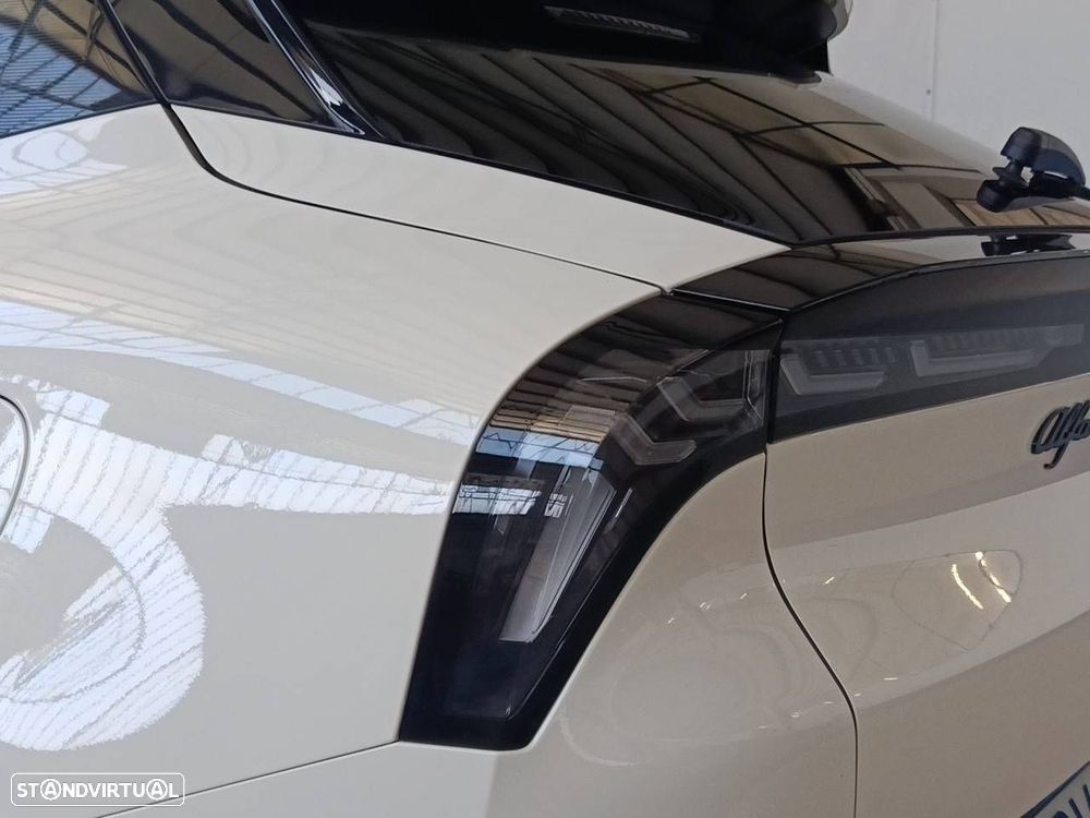 Alfa Romeo Junior 1.2 Speciale eDCT6 - 26