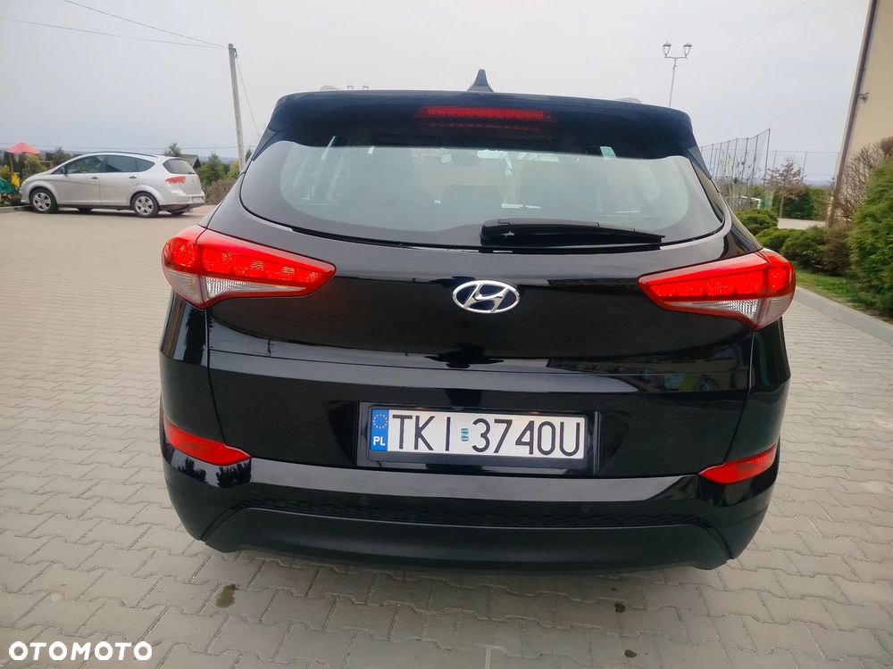 Hyundai Tucson 2.0 TDCi 2x4 Titanium - 8