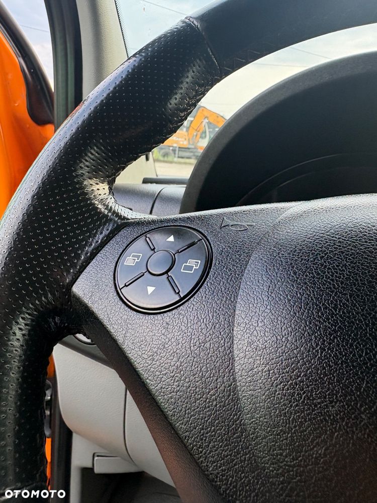 Mercedes-Benz Sprinter - 31