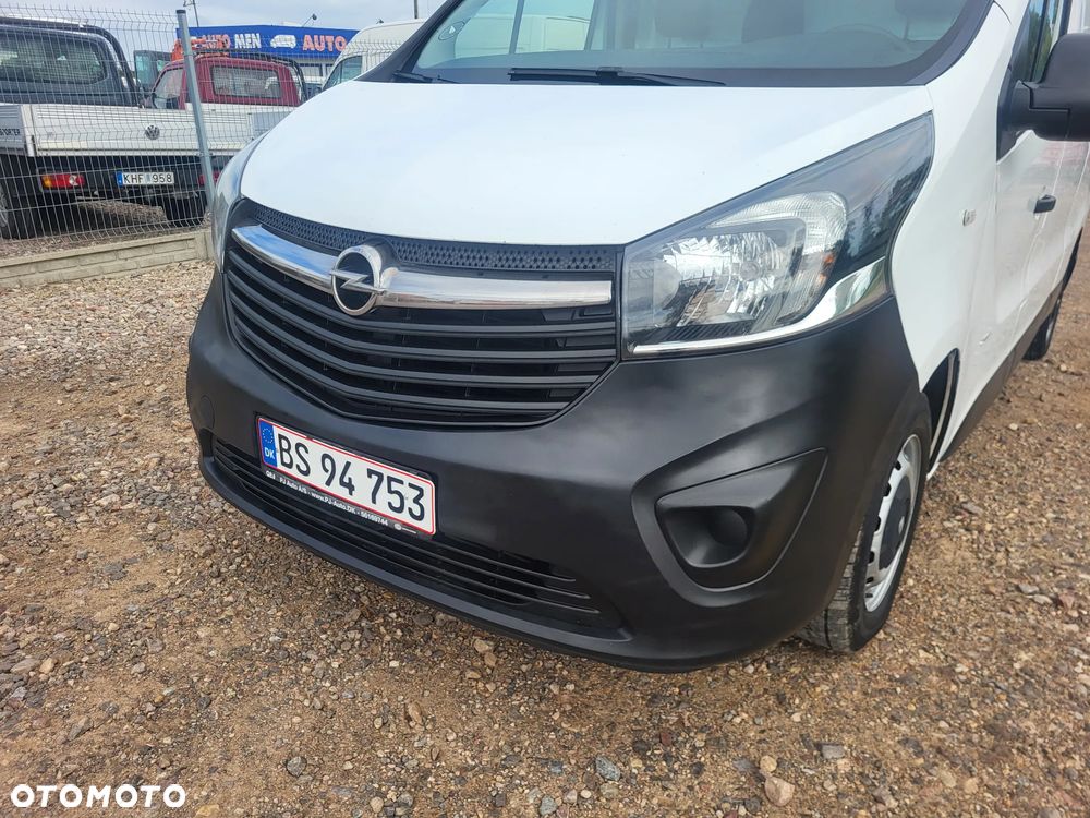 Opel Vivaro - 2
