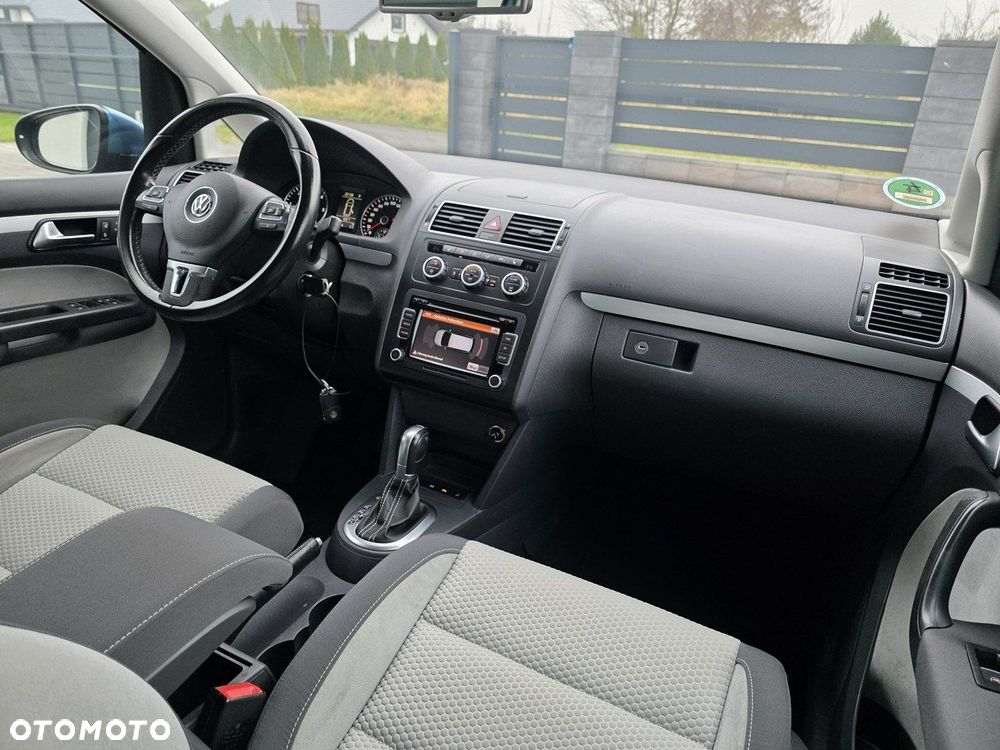Volkswagen Touran 2.0 TDI DPF DSG Cross - 5
